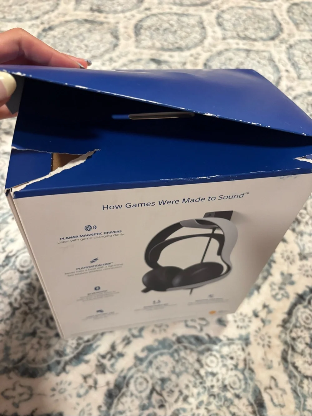 Sony PlayStation PULSE Elite Wireless Headset - White & Black NEW IN BOX